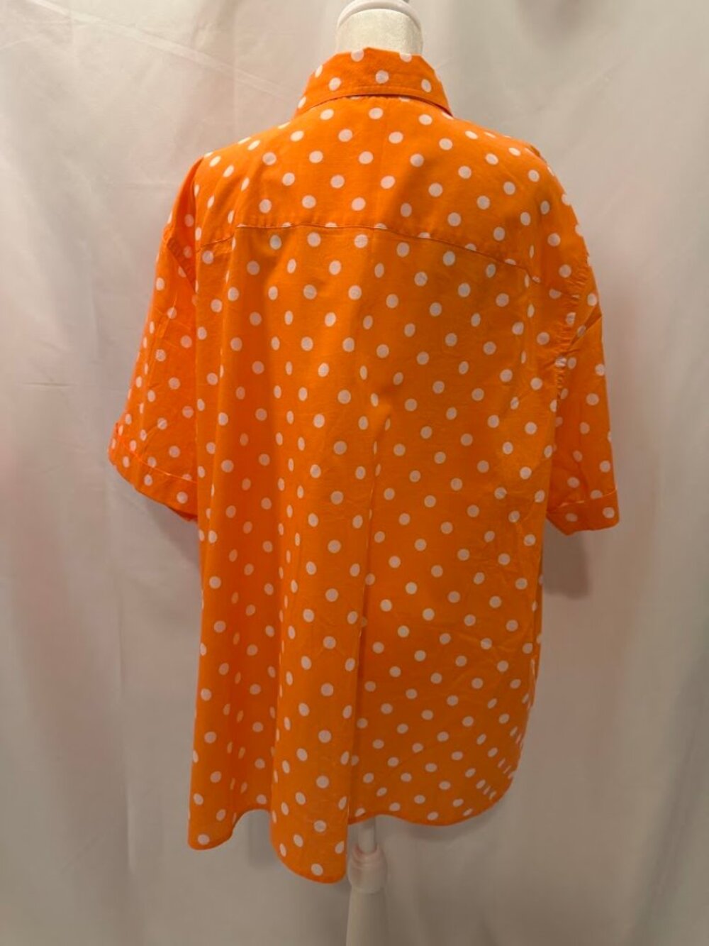 Women's Orange and White Polka Dot Short-Sleeve Cotton Button-Down Shirt - 3x - Picture 8 of 16